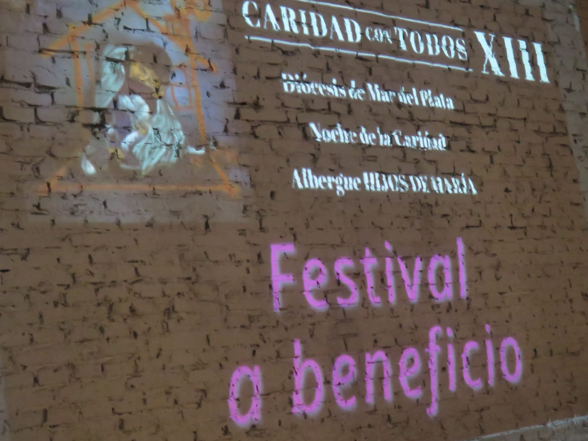 Caridad con Todos XIII